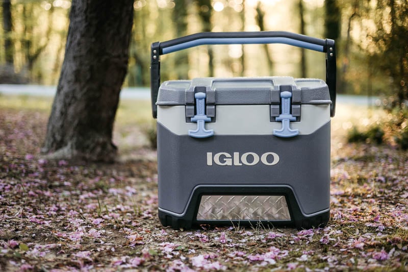 ORCA 26 Quart Cooler in CHARCOAL GREY